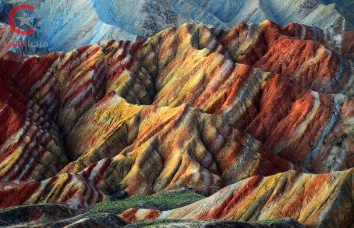 تاريخ جبال قوس قزح في الصين