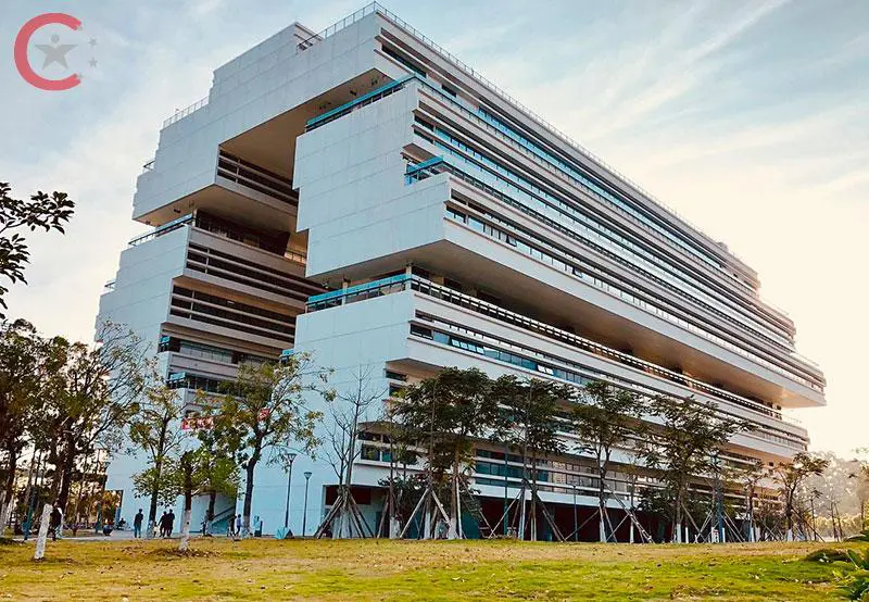 مكتبة جامعة شانتو واحدة من أشهر 5 مكتبات جامعية في الصين