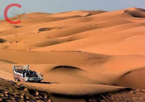 صحراء كوبوتشي: بحر من الرمال الذهبية في قلب الصين